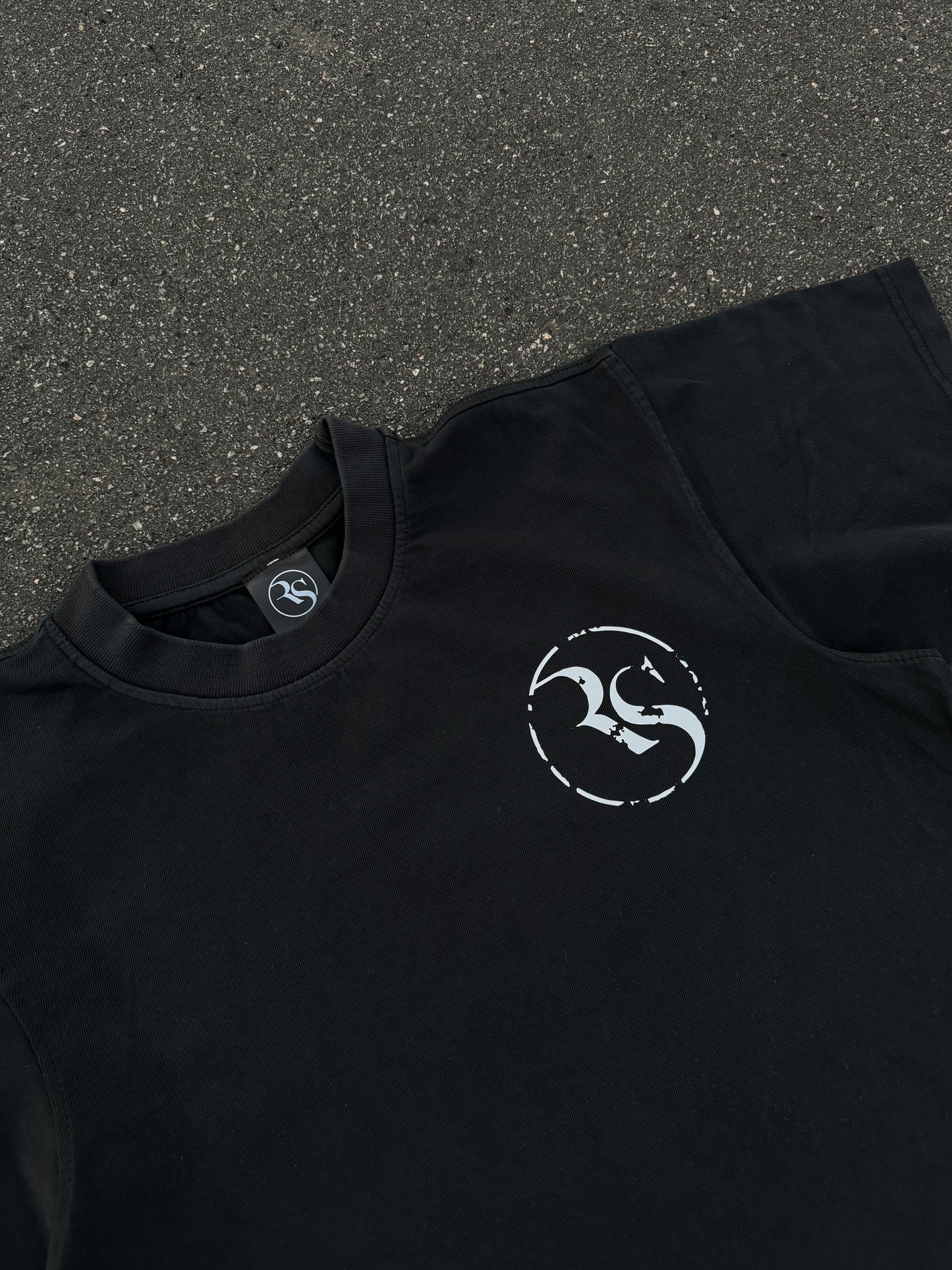 Essential Rare Tee